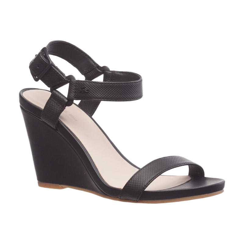 Женские туфли Lacoste